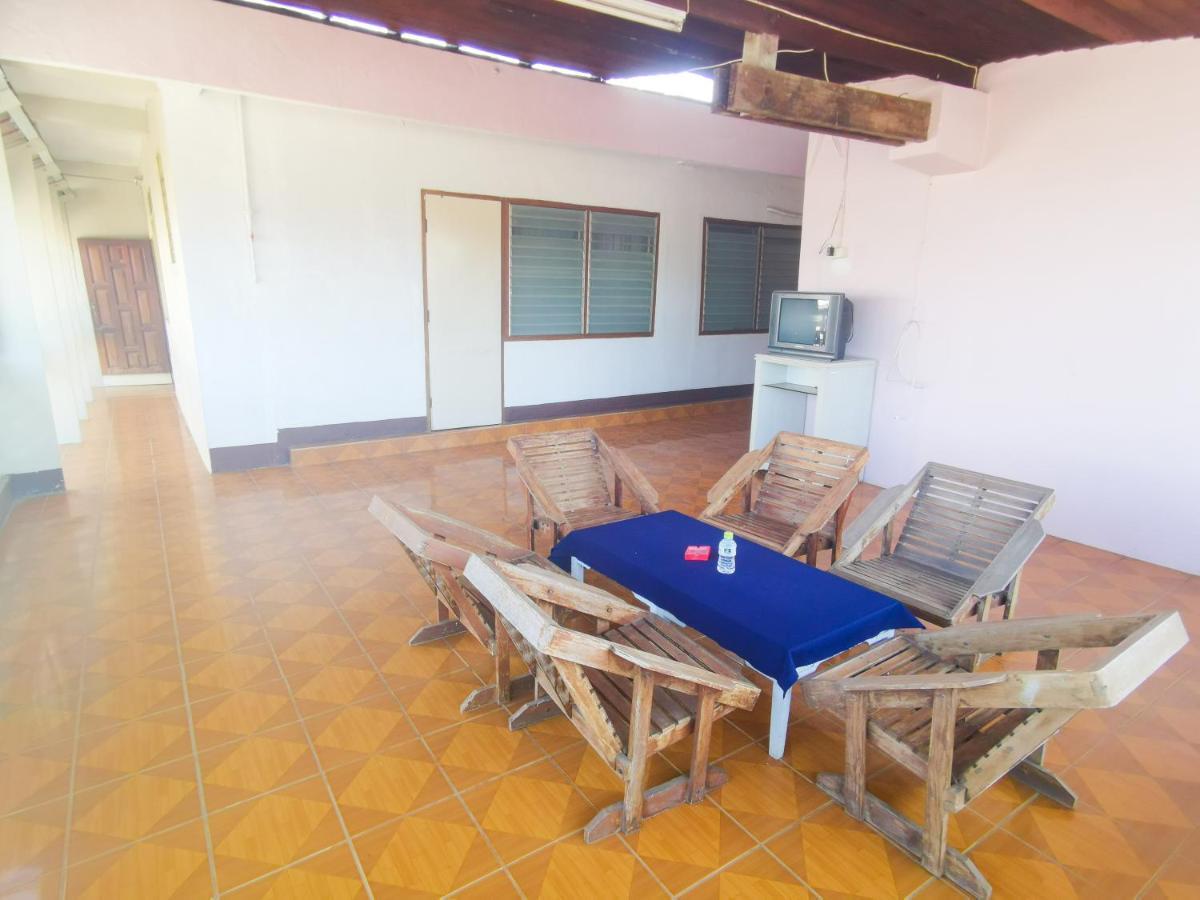 Manilath Guesthouse Houei Sai Extérieur photo